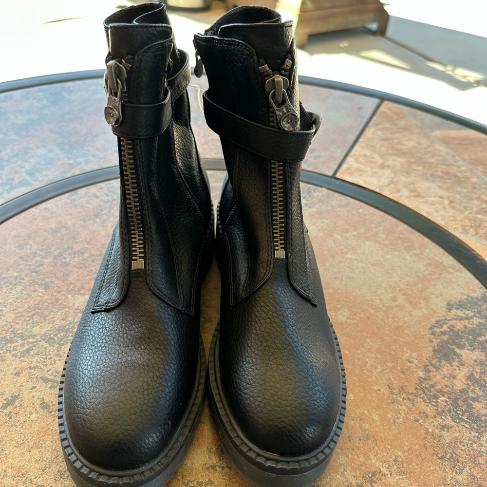 Black Leather Women's Boots